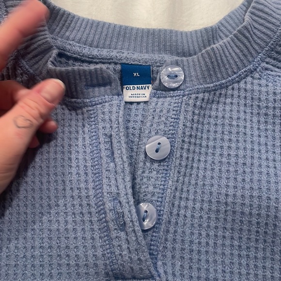 Two Pack Old Navy Thermals - Picture 3 of 7